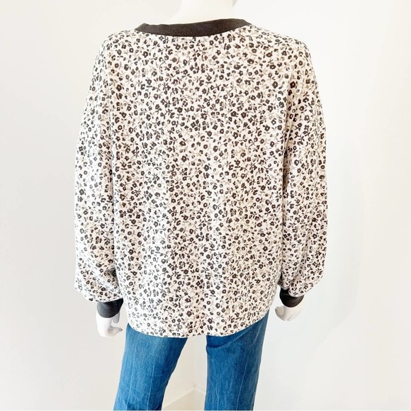 Lou & Grey Monochrome Animal Print Long Sleeve Top - Picture 6 of 6